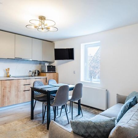 Long Street Suites Braşov Esterno foto